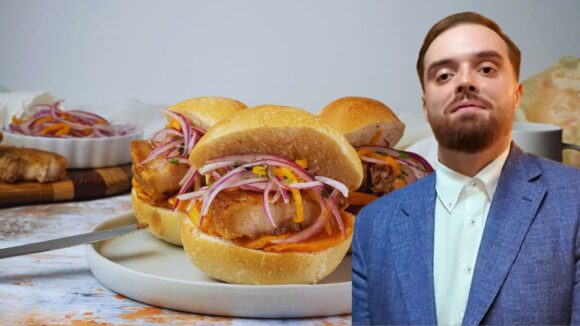 El pan con chicharrón lidera pedidos.