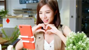 China exigirá título universitario para ser influencers en temas especializados.