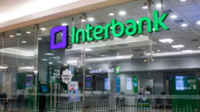 ASPEC exige que SBS actúe frente al cobro de Interbank que califica como penalidad.