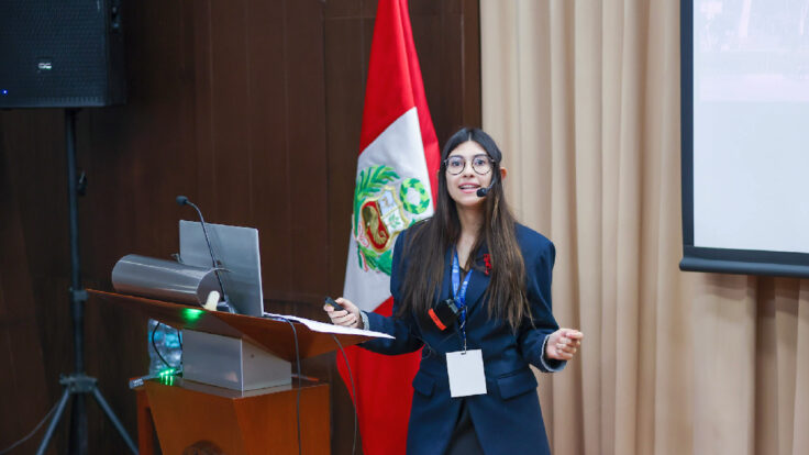 Ariadne Dulchinos: "La IA no busca reemplazar a las personas, sino potenciar sus capacidades".