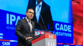 Gobierno anuncia plan de más de US$3.400 millones para impulsar el turismo al 2030 durante CADE Ejecutivos 2025