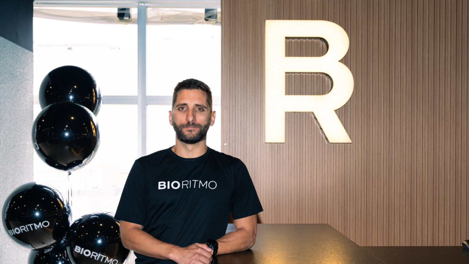 Nicolás Calderón, country manager de Smart Fit Perú y Chile, explicó la apuesta de Bio Ritmo pese a la baja demanda en el país por el sector fitness.
