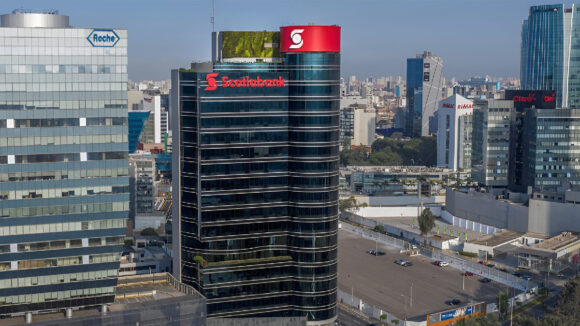 Economía peruana avanza en septiembre y alcanza un crecimiento de 3.94%.