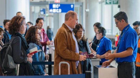 LAP inicia cobro de la TUUA de transferencia.