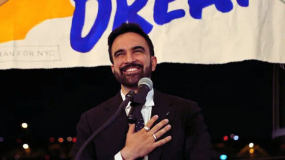 Nuevo alcalde de Nueva York, Zohran Mamdani, propone subir impuestos a los ricos para financiar servicios públicos.