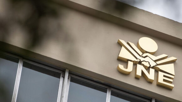 JNE chalecos candidatos presidenciales