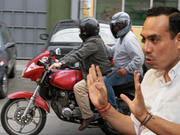 prohibición 2 personas en moto José Jerí