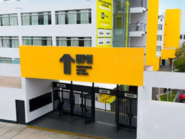 UPN Piura modelo a distancia