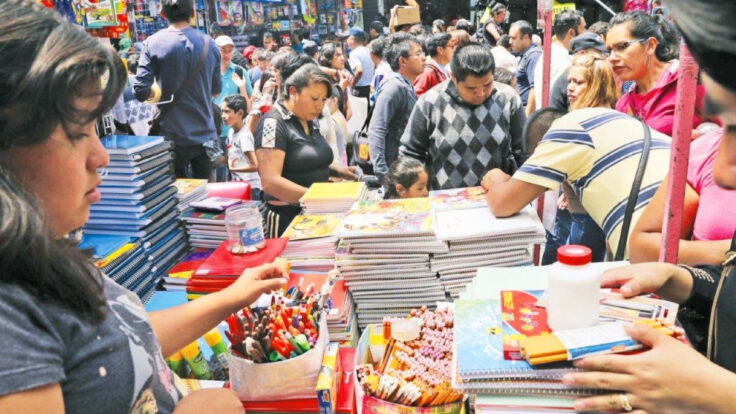 campaña escolar caja piura