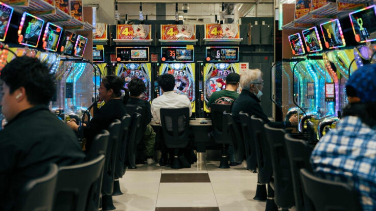 pachinko y el póker ganan terreno