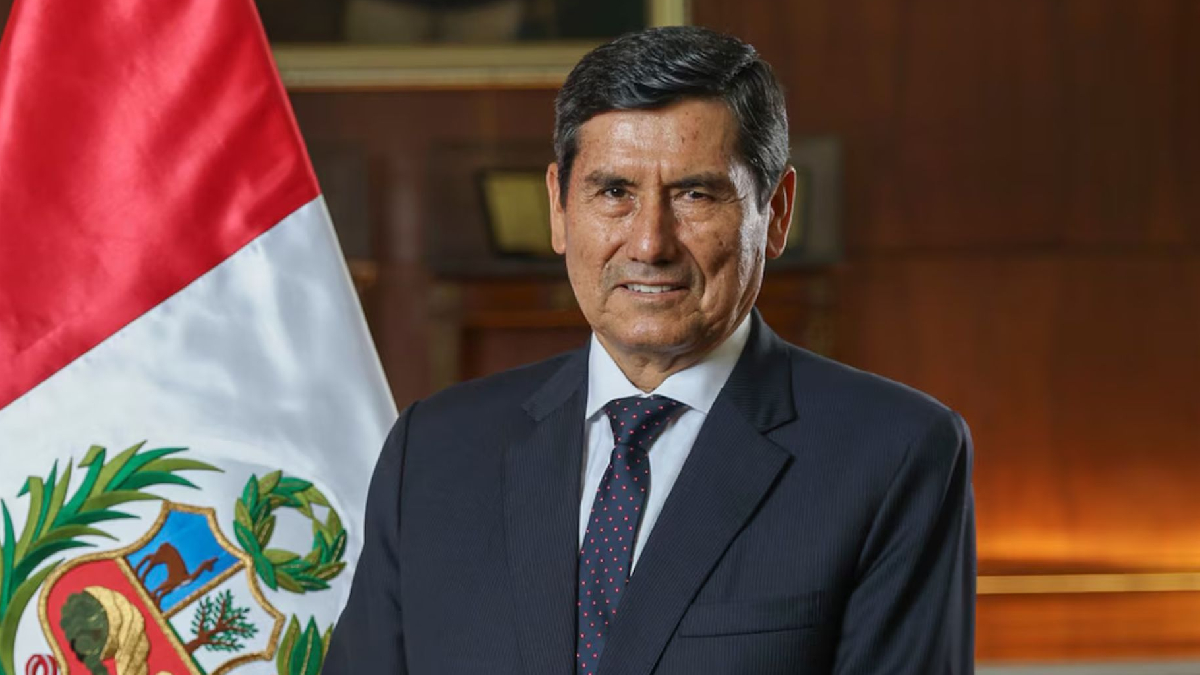 luis-arroyo-asume-la-pcm-tras-salida-de-denisse-miralles-y-a-horas-del
