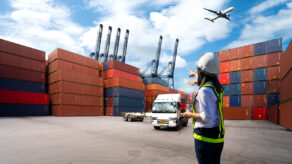 mujeres logística fuerza laboral