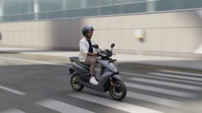 AAP advierte que motos eléctricas deben tener placa, SOAT y licencia