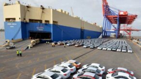 Callao rompe récord con 6,000 autos importados en un solo desembarque