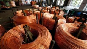 Cobre podría llegar a alcanzar hasta US$15,000 por tonelada en 2026.