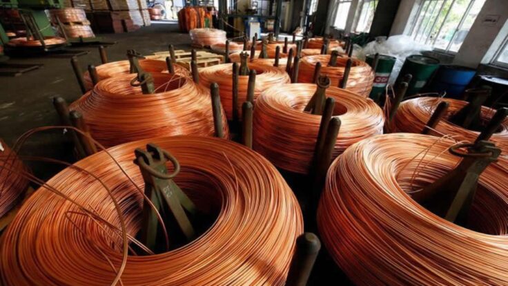 Cobre podría llegar a alcanzar hasta US$15,000 por tonelada en 2026.
