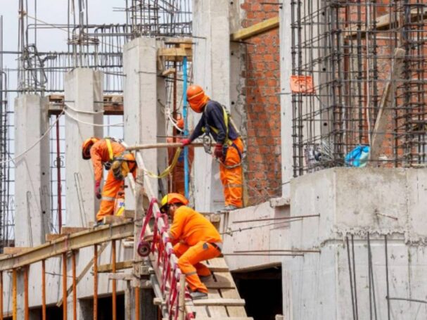 Construcción impulsa economía peruana
