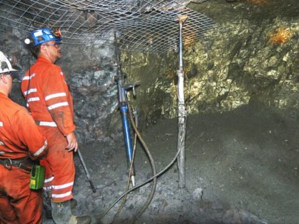 Empresa peruana Alpayana invertirá C$140 millones en minera canadiense