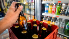 Importaciones energizantes cerveza sin alcohol