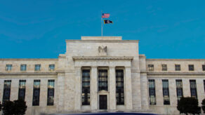 Fed sube tasa de interés
