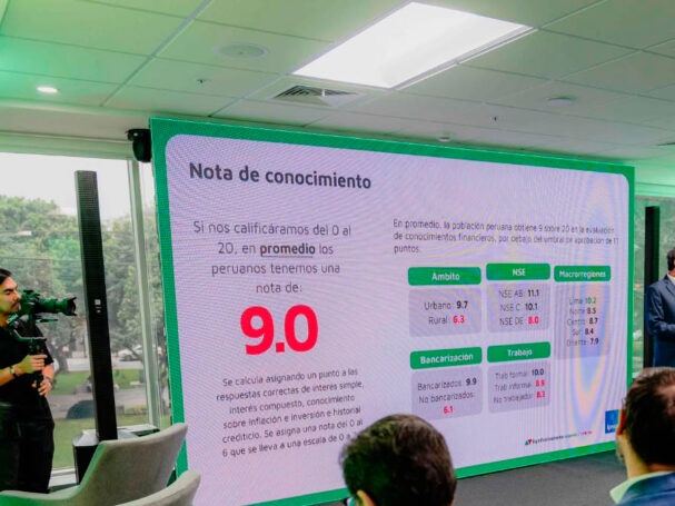 conocimiento financiero Perú